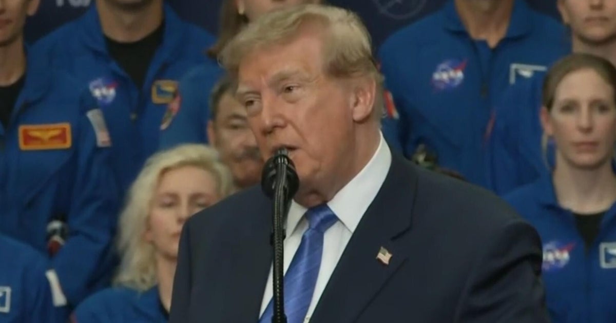 Trump awards Congressional Space Medal of Honor to Artemis II crew, announces U.S. Space Academy