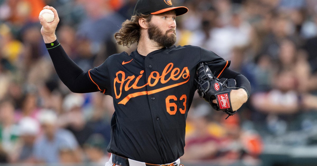 Mayo, Encarnacion-Strand lift the Orioles past the Athletics, 4-3 in 10 innings