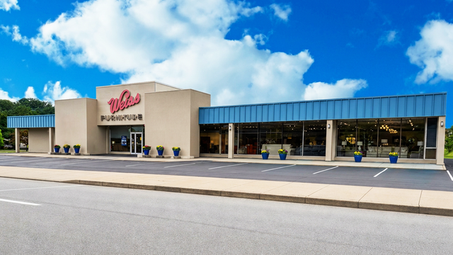 weiss-store-exterior.png 