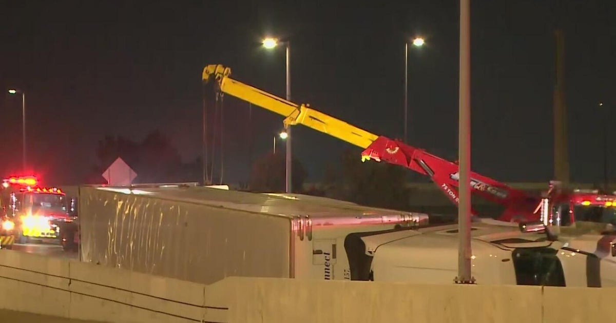 Crash at Ambassador Bridge