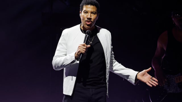 Music Legend and Acrisure Brand Ambassador Lionel Richie Headlines Acrisure Amphitheater Opening Concert 