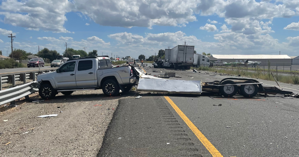 Deadly crash near Lodi closes southbound Highway 99