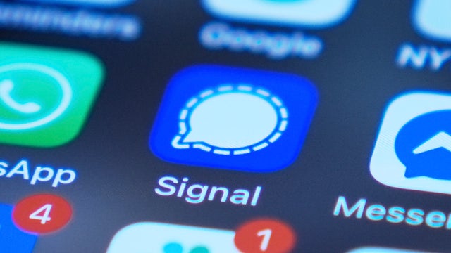 Signal app on a smartphone is seen on a mobile device screen Tuesday, March 25, 2025, in Chicago. 