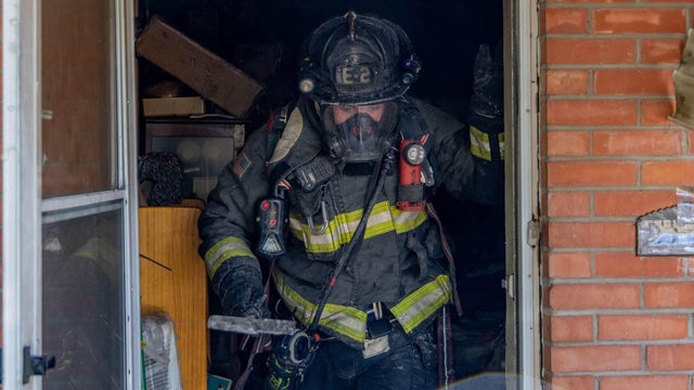 racine-house-fire-10-aurora-fire-rescue-on-fb.jpg 