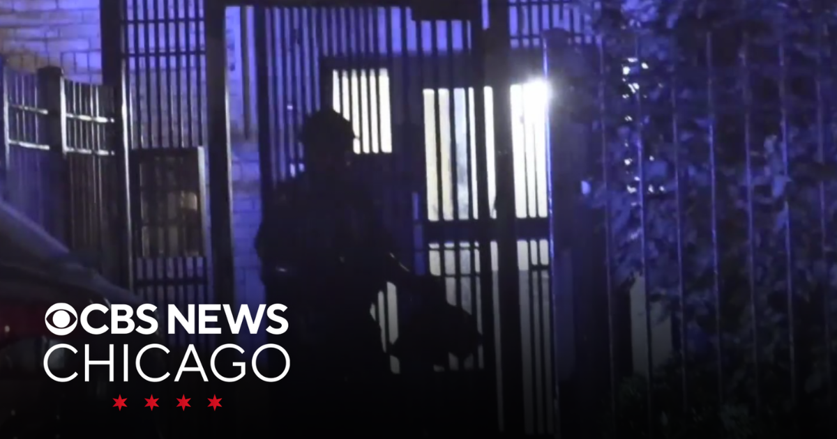 Teens shot in separate incidents in Chicago overnight