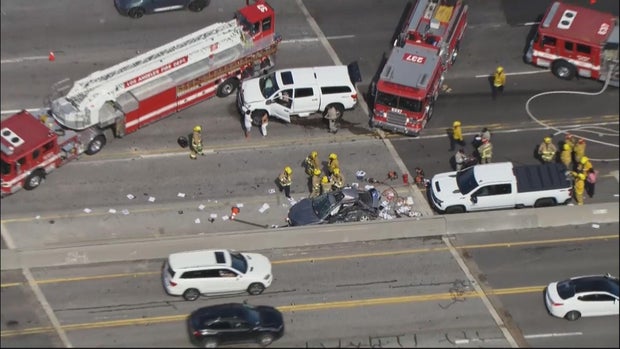 405-freeway-crash.jpg
