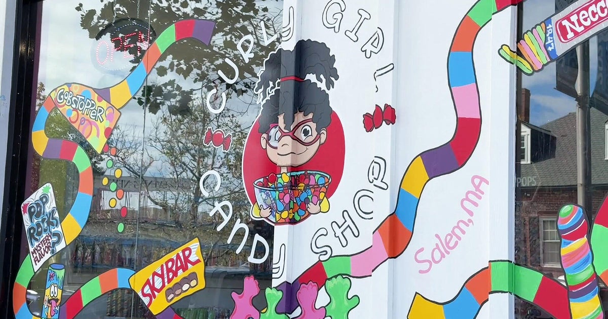 Salem, Massachusetts pausing new rule on window art that upset business owners