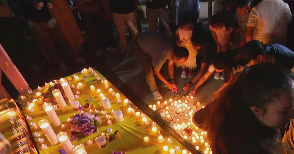 North Texans hold candlelight vigil for Nepal mudslide victims