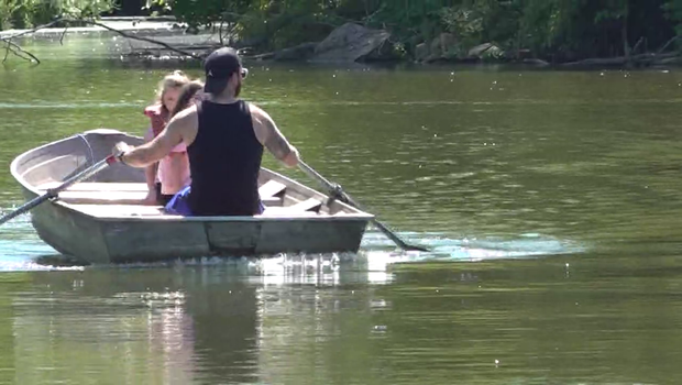 Potential sewage discharge in popular Cloves Lake Park on Staten Island lake angers local residents