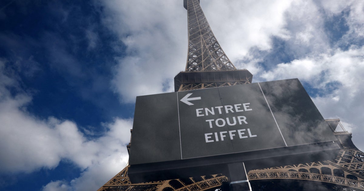 Eiffel Tower shut down as workers protest female staff being replaced by males for Hindu group
