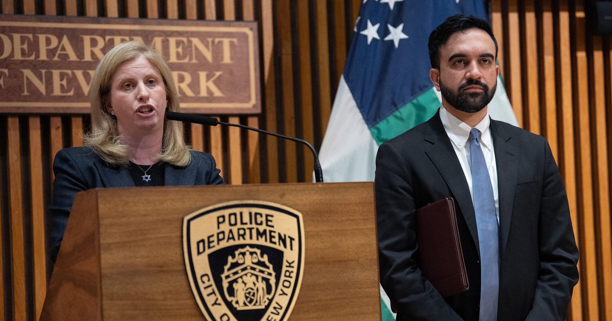 NYPD, Mayor Mamdani to discuss security plan ahead of Jewish holidays, 9/11