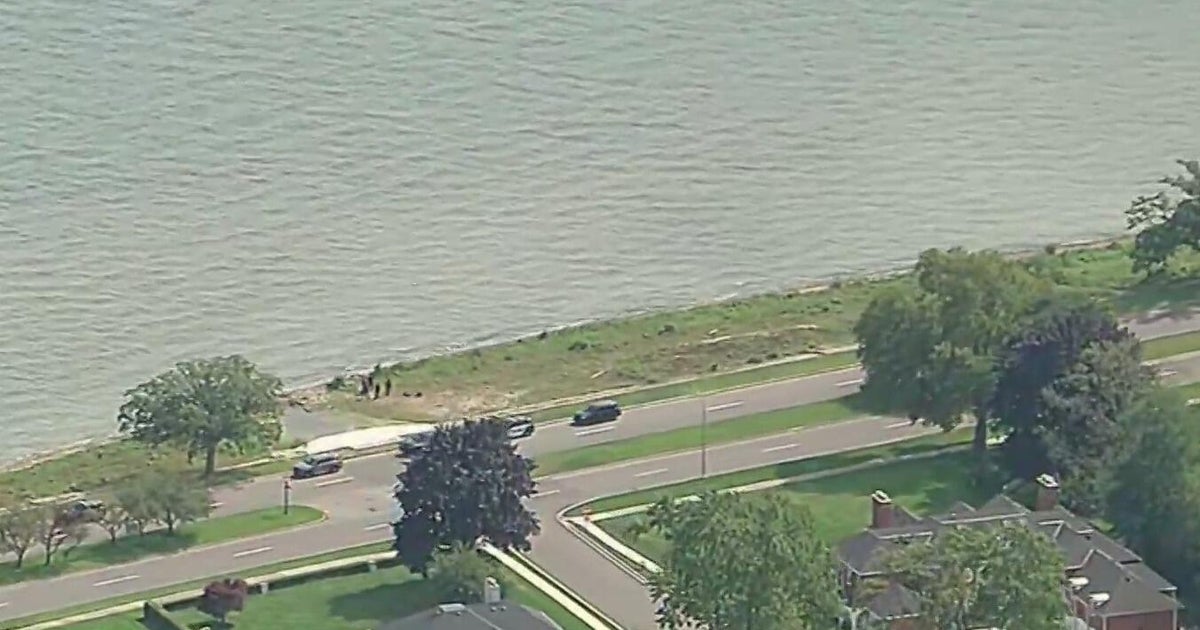 Body found along Grosse Pointe Shores is missing boater, Coast Guard says