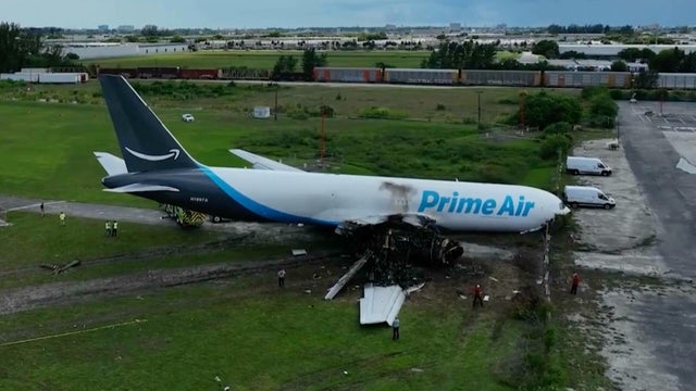 cargoplane.jpg 