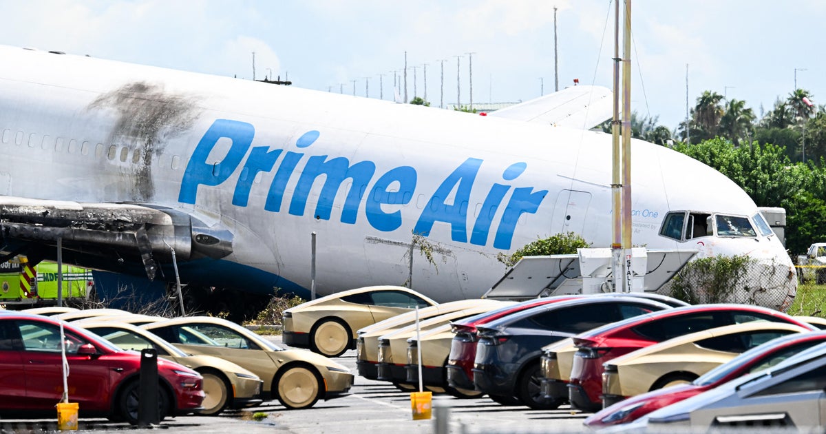 Amazon спира използването на 21 Air, след като самолет надхвърли пистата на Маями при смъртоносна катастрофа