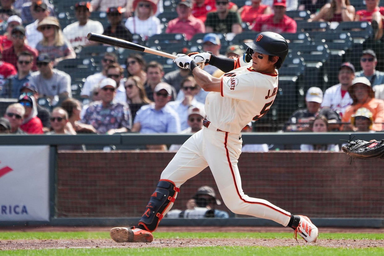 Lee, Whitcomb cap Giants' 6-run rally to sweep Cardinals 7-6 - CBS San ...