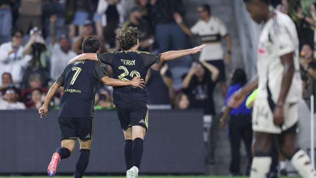 Los Angeles Football Club v Red Bull New York 