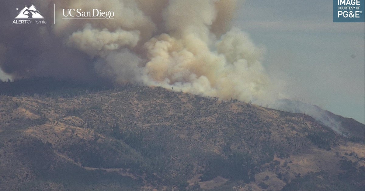 Lucas Fire burns 400 acres in Mendocino County as evacuations ordered