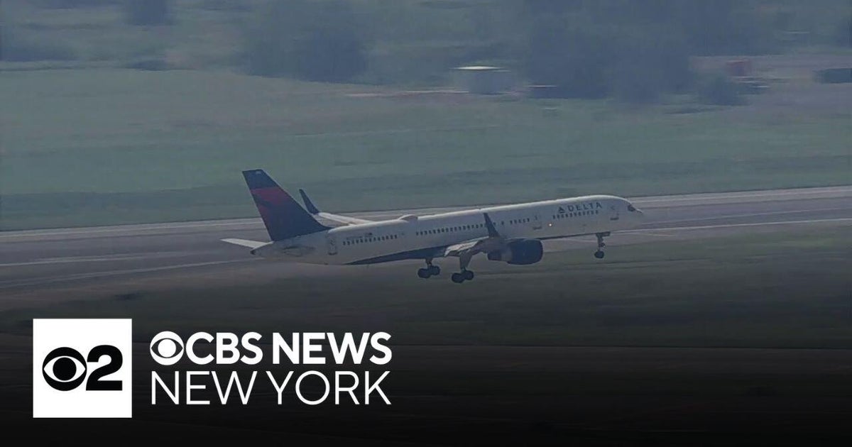 Delta flight returns safely to JFK after apparent pressurization problem