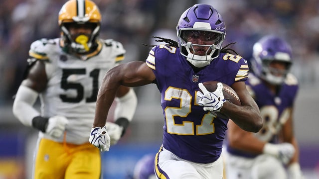 Green Bay Packers v Minnesota Vikings 
