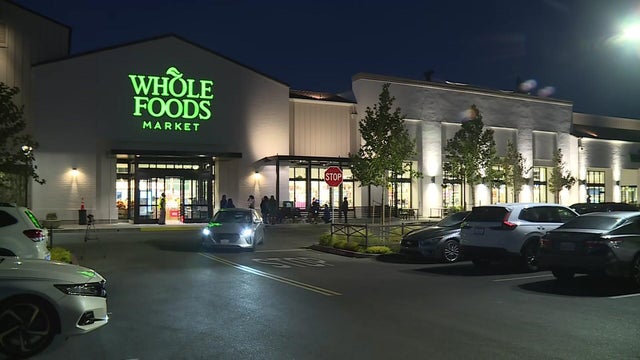 sh-whole-food-market-6am-liveshot-sept16.jpg 