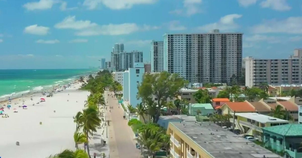 cbsnews.com - Joan  Murray - Hollywood commission takes first vote on 5-year beach overlay plan years in the making since before COVID