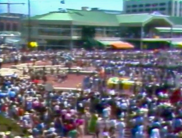 harborplace-80s.jpg
