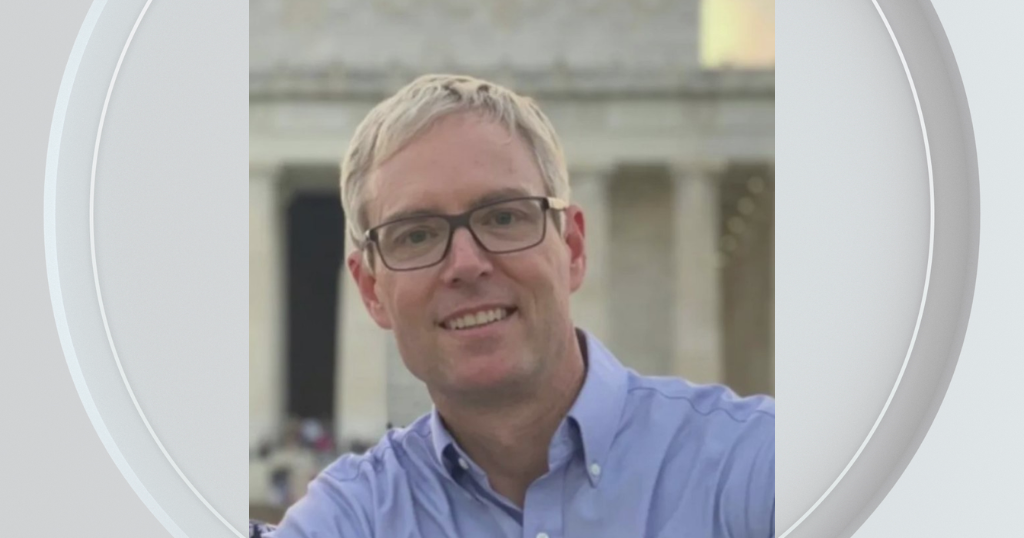 cbsnews.com - Patrick  Damp - Duquesne University professor among the Americans who died in flooding in Nepal
