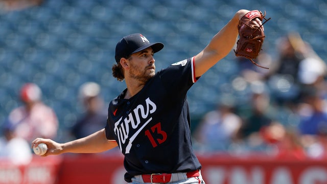 Dean Kremer 