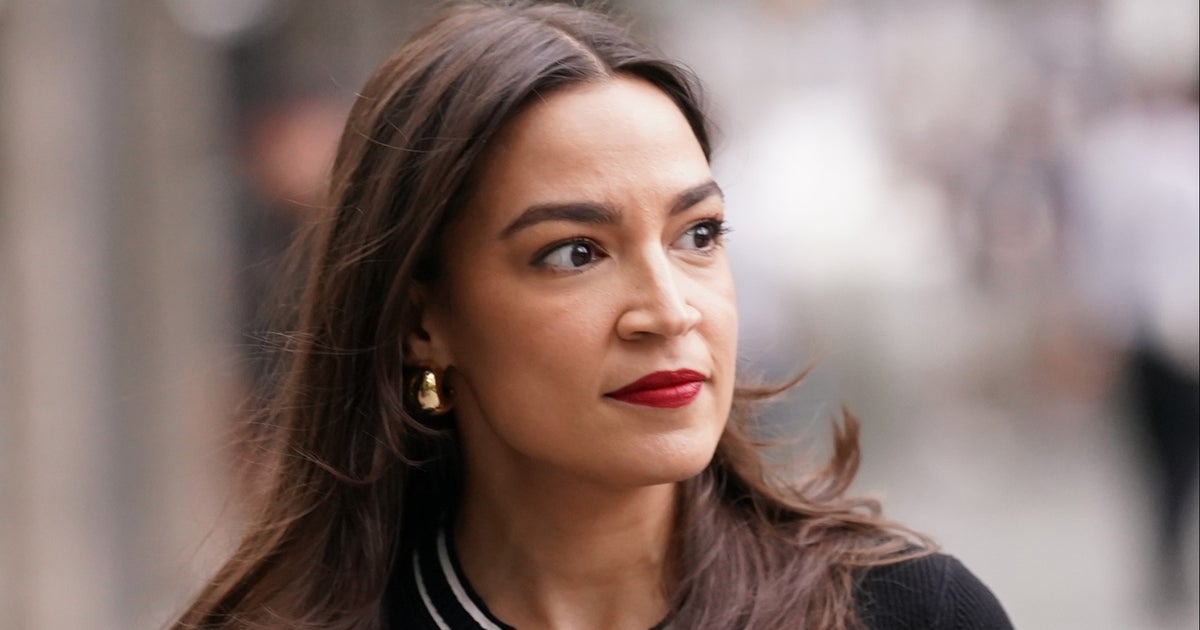 AOC says she’ll decide on presidential run after midterms