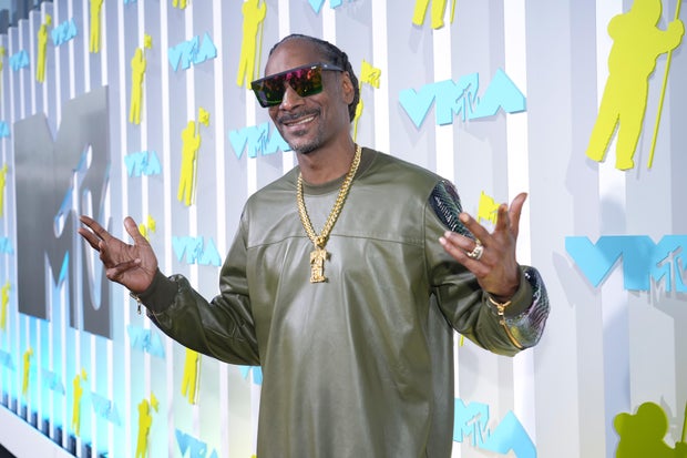 Snoop Dogg at the 2022 MTV VMAs