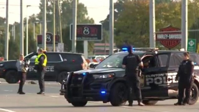 clinton-pd-scene.jpg 