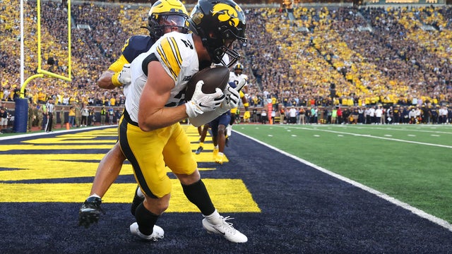 Iowa v Michigan 
