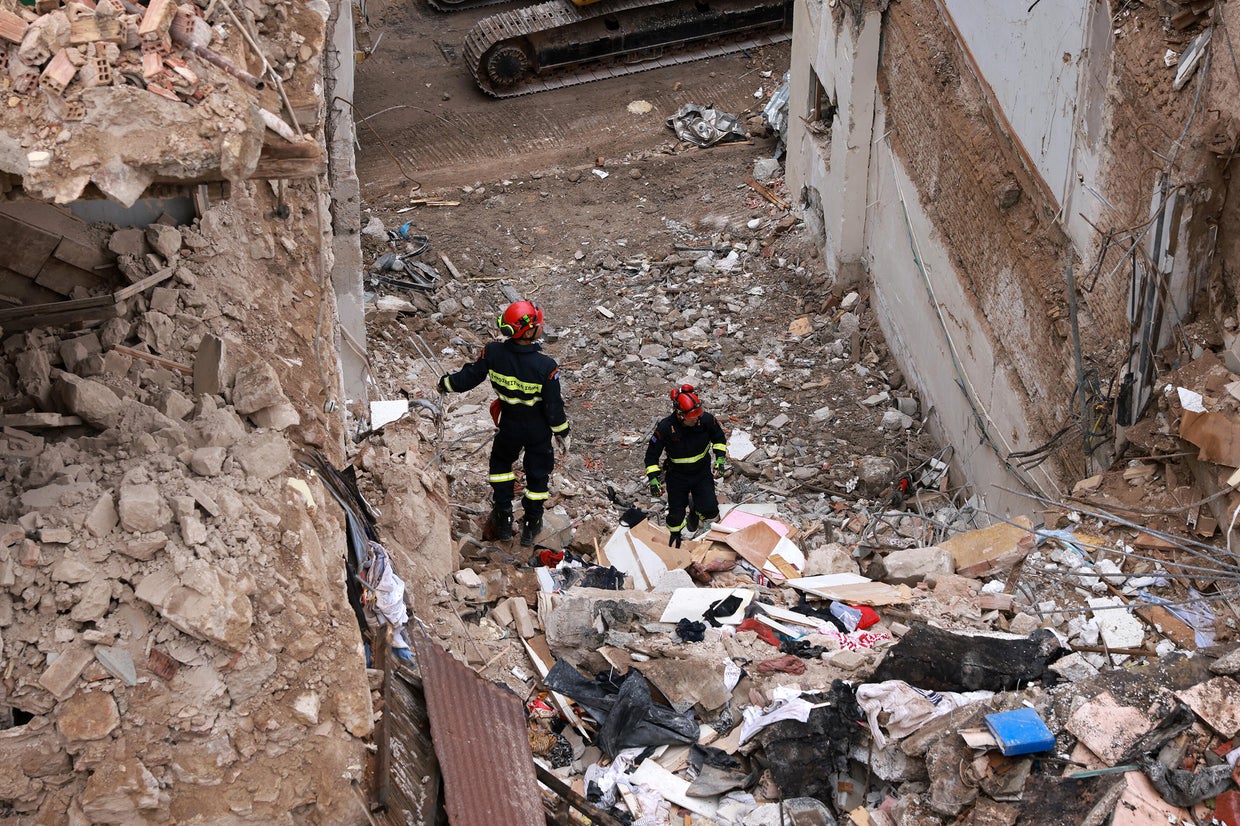 4 American tourists dead after building explosion and collapse in ...