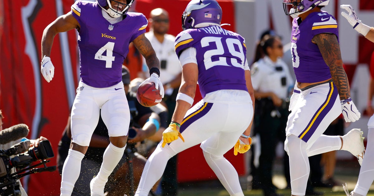 Minnesota Vikings beat Tampa Bay Buccaneers 23-16 but lose Jefferson to an ankle injury