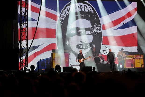 ed-spinelli-d1-sex-pistols-01.jpg
