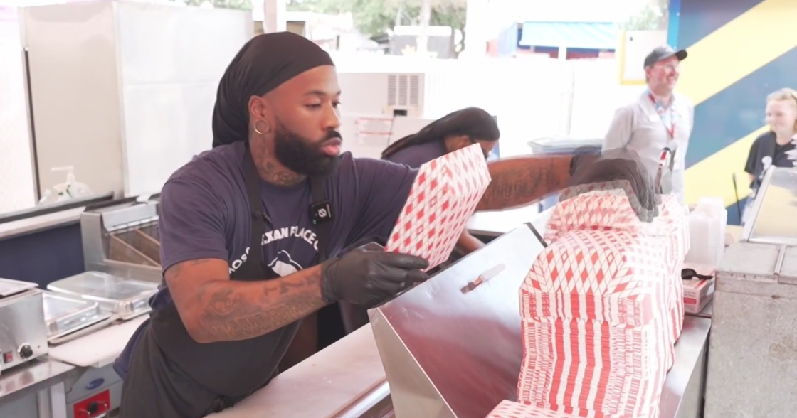 cbsnews.com - Dawn  White - Identical twin brothers bring a taste of vegan food to the State Fair of Texas