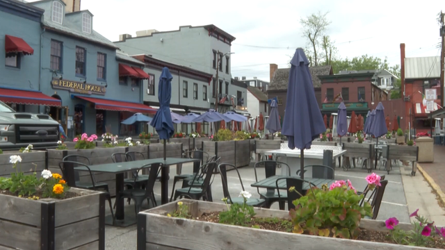 outdoor-dining.png 