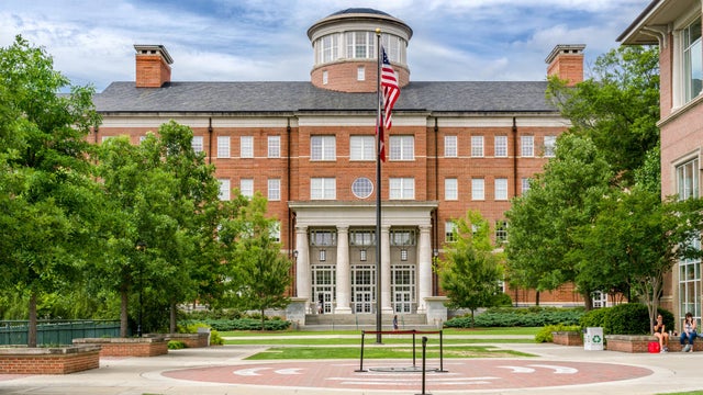 University of Georgia student falls from 8th-floor window near campus