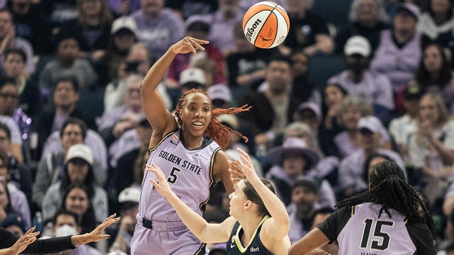 valkyries-wings-playoffs-2296959177.jpg 