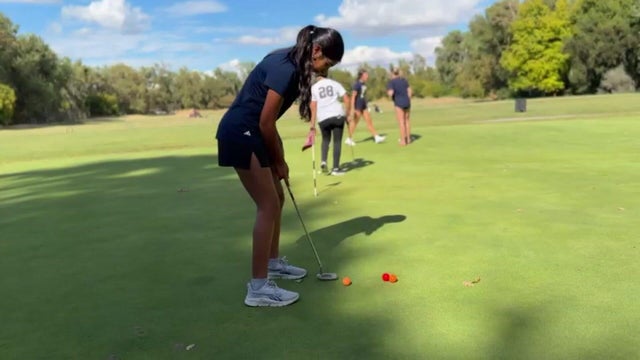 for-web-girl-teens-golfing-social-confidence.jpg 