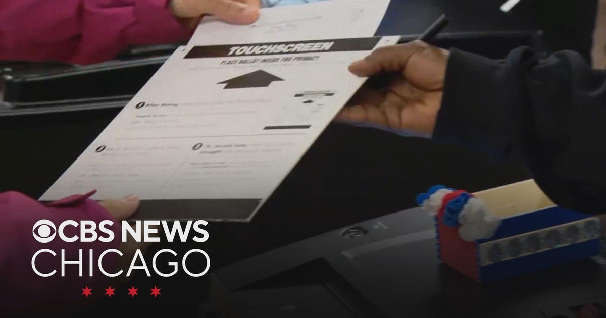 Cook County looking for election judges, Illinois prepares poll ...
