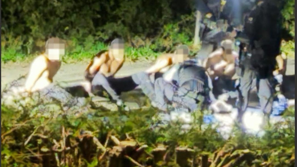 Photo Caption