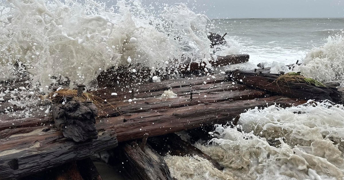 Вероятно корабокрушение от 1884 г., разкрито от nor`easter на Нантакет: „Все още е там“