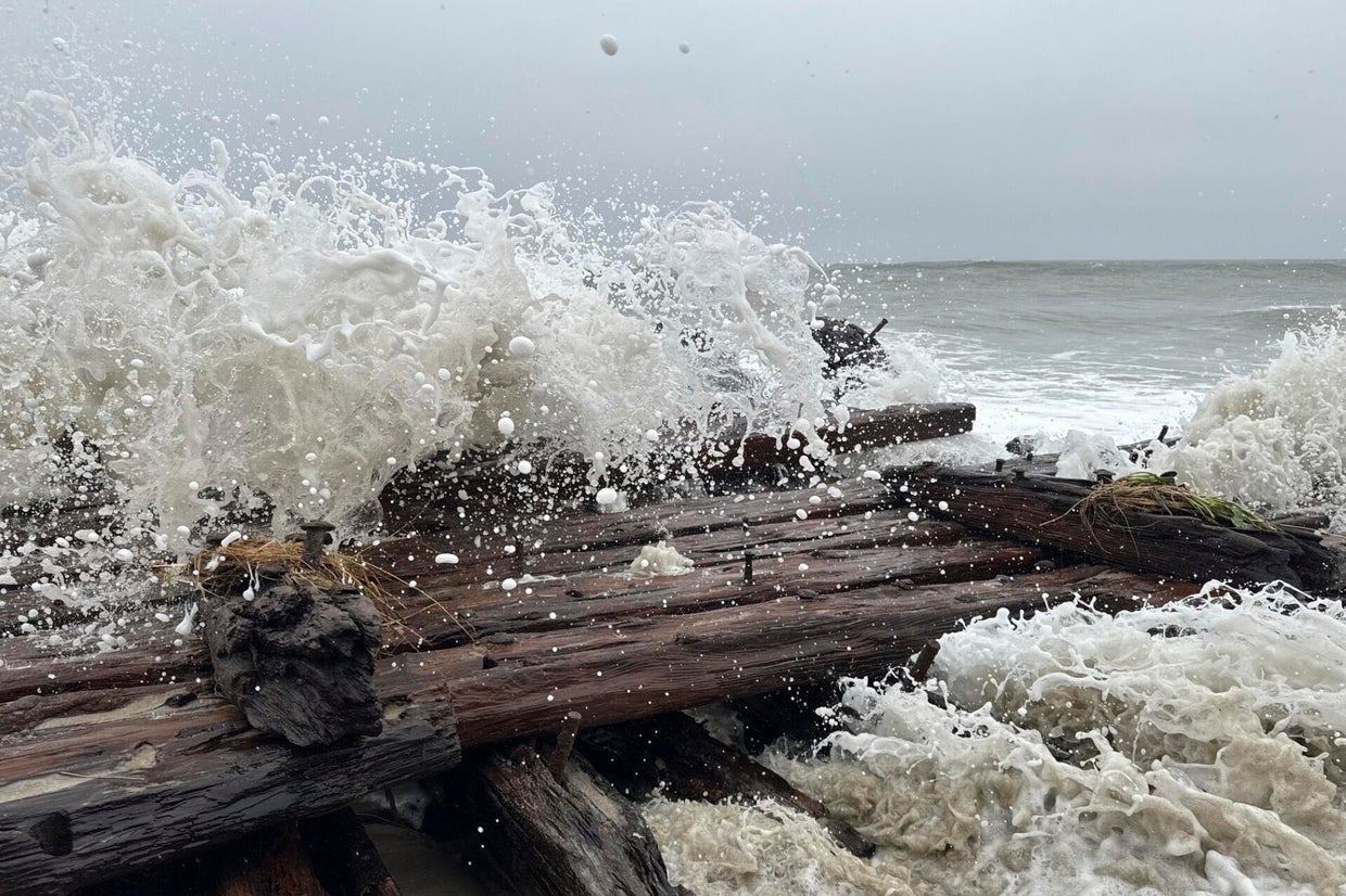 Extreme Weather Shipwreck Uncovered 