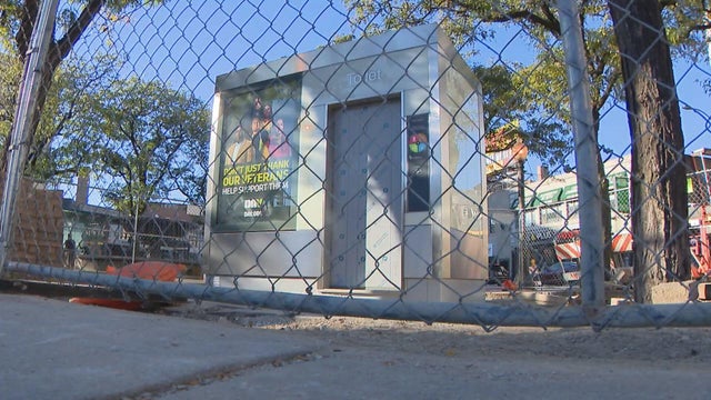 west-town-toilet.jpg 
