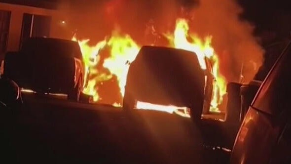 cbsmiami-fire-cars-homestead-1.jpg 