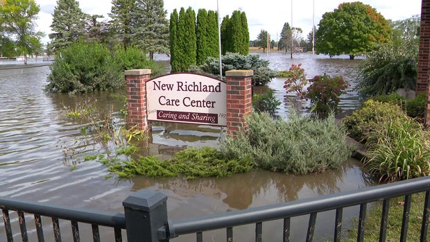 newrichland-02.jpg 