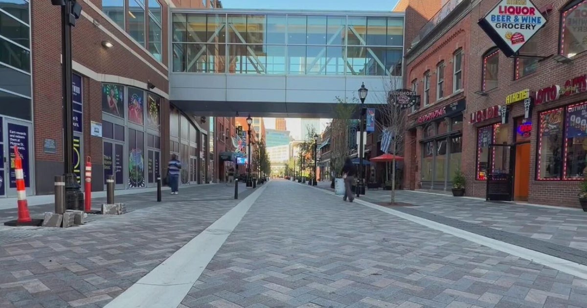 Greektown business owner says weekend fencing is keeping customers away