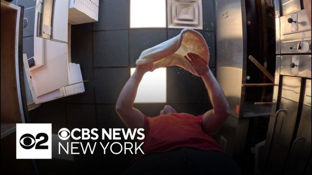 Long Island pizza maker claims pizza dough toss record