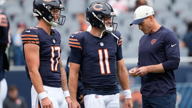 Tyson Bagent,Case Keenum 